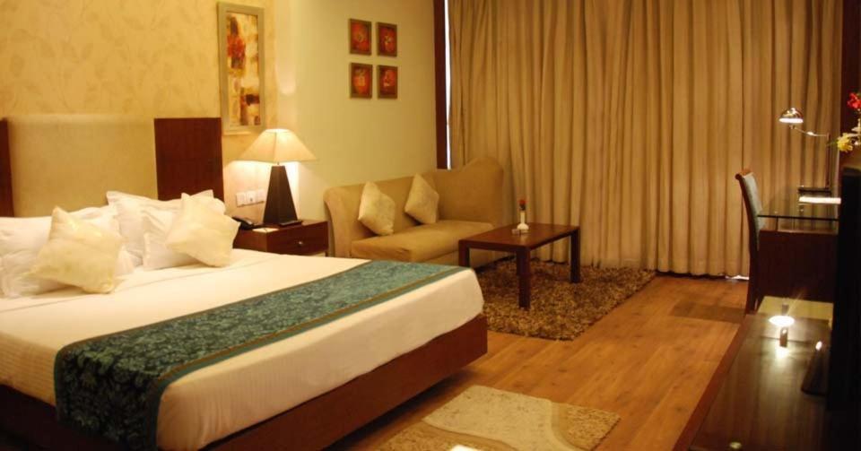 The Victoria Grand Hotel & Spa กัสซอลี ภายนอก รูปภาพ