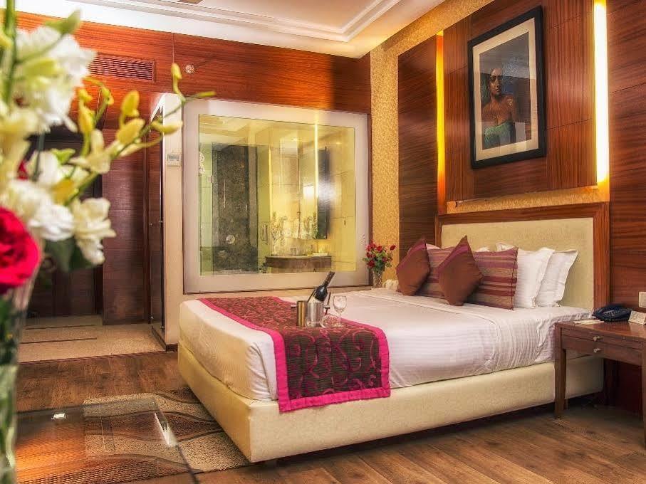 The Victoria Grand Hotel & Spa กัสซอลี ภายนอก รูปภาพ